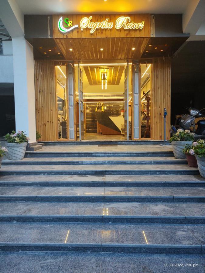Sagrika Resort Dalhousie Bagian luar foto