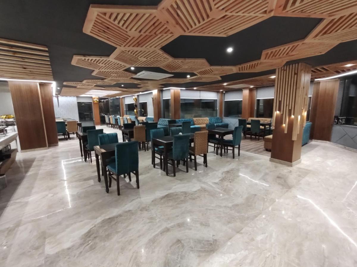 Sagrika Resort Dalhousie Bagian luar foto