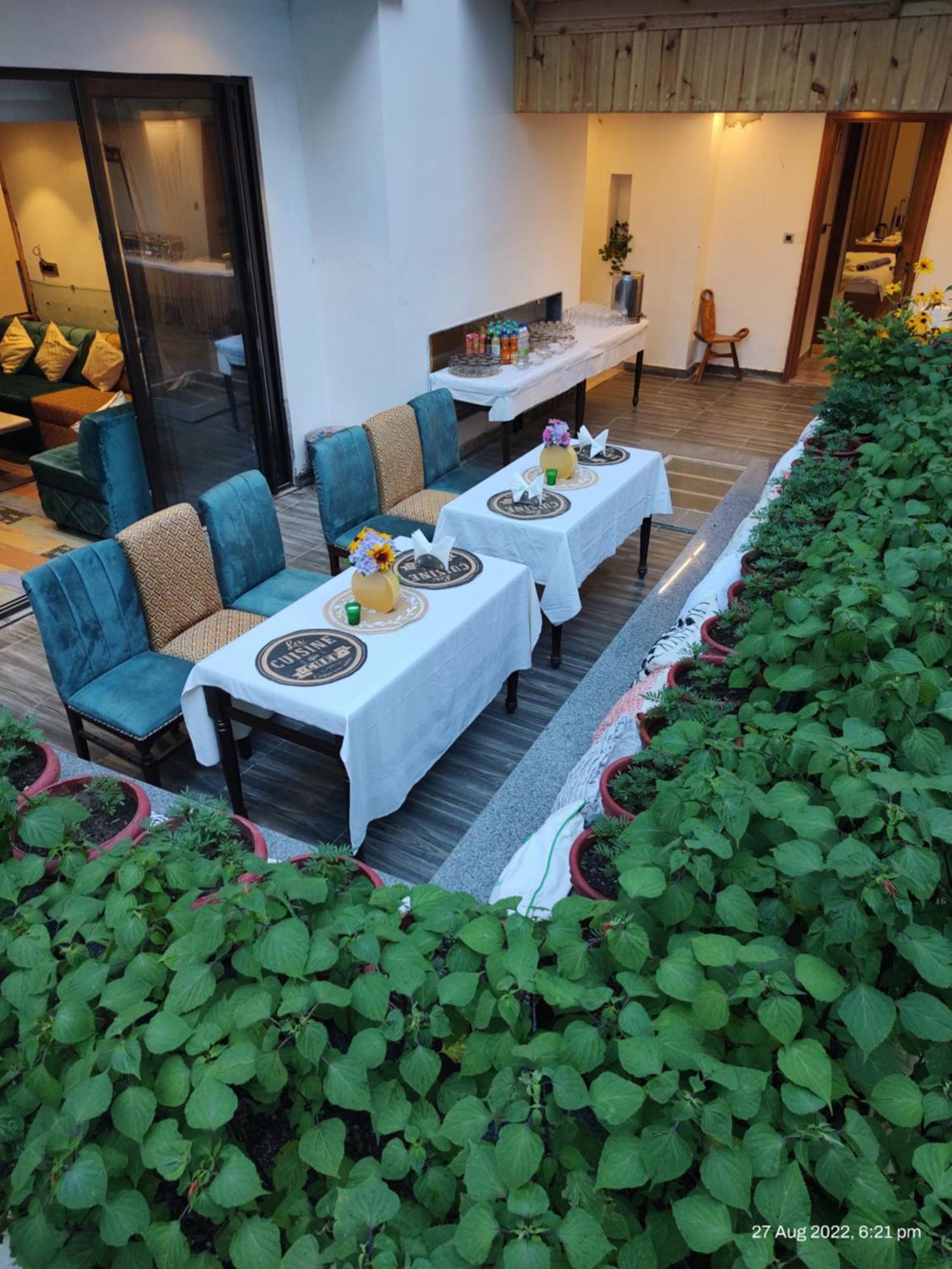 Sagrika Resort Dalhousie Bagian luar foto