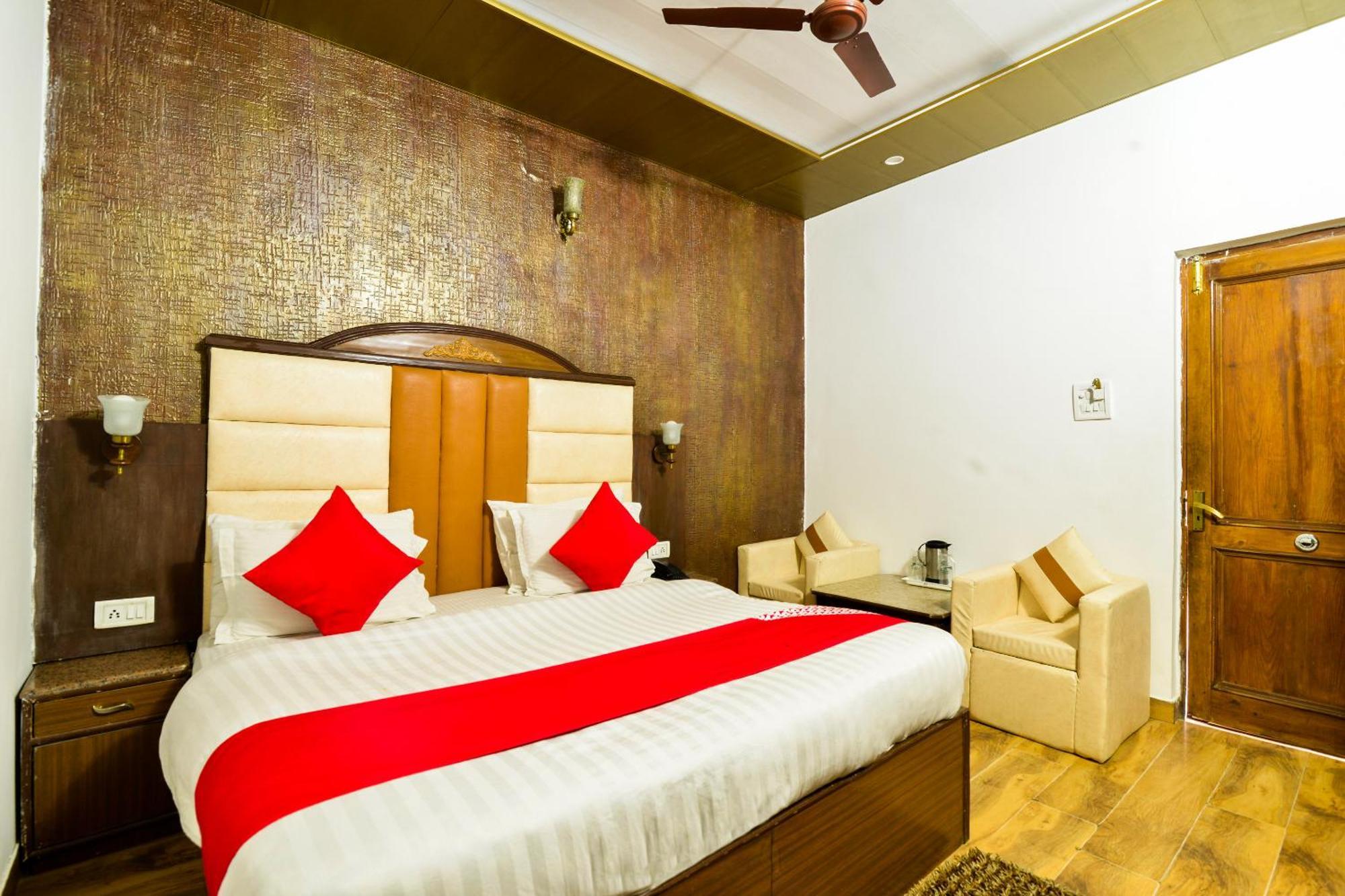 Sagrika Resort Dalhousie Bagian luar foto
