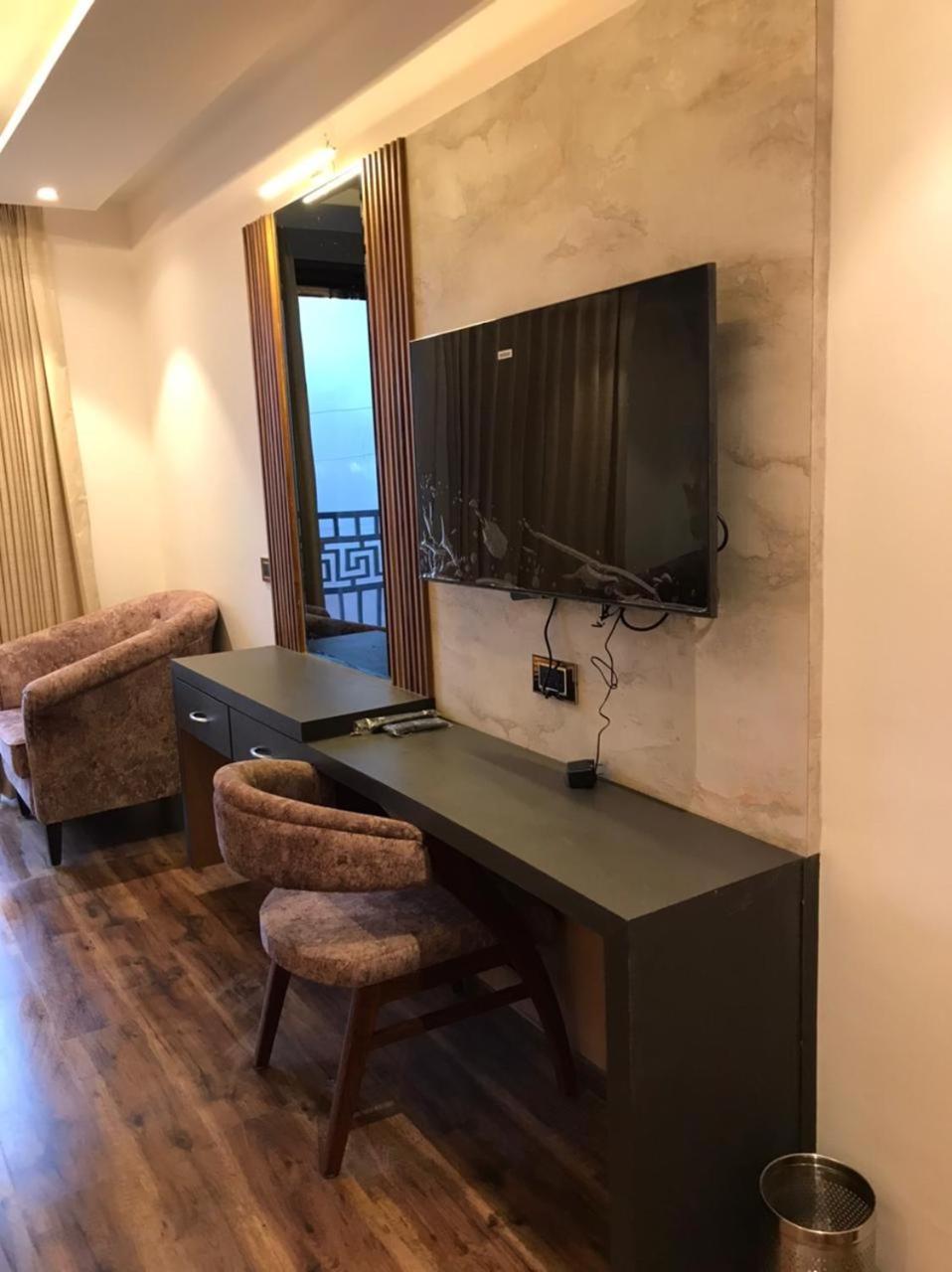 Sagrika Resort Dalhousie Bagian luar foto