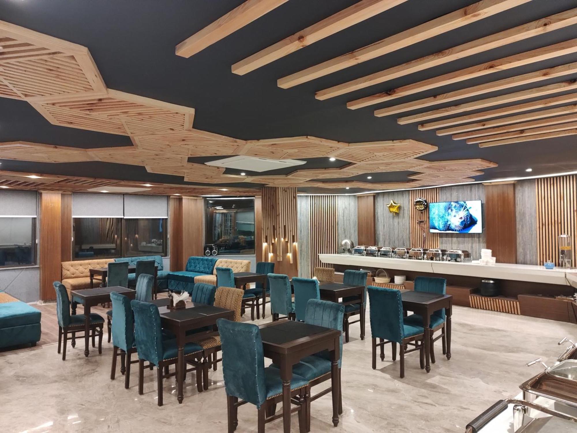 Sagrika Resort Dalhousie Bagian luar foto
