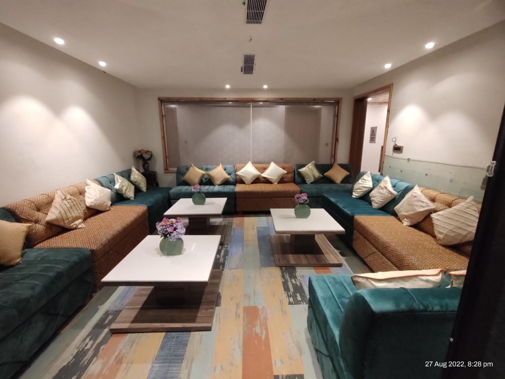 Sagrika Resort Dalhousie Bagian luar foto
